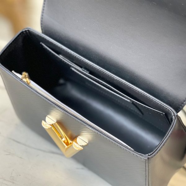 LV M21554