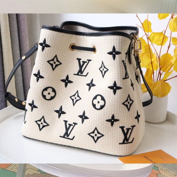 LV M23080 BLACK