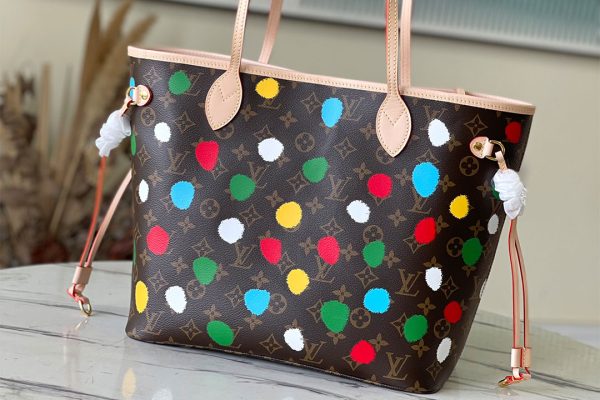 LV M46381 Polka Dot Printing
