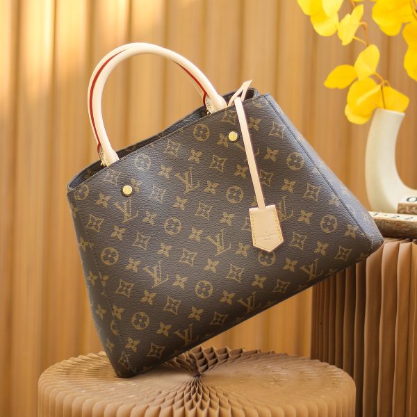 LV Ladies Bags M41056