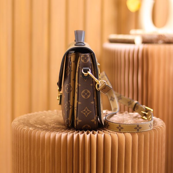 LV Ladies Bags M44876