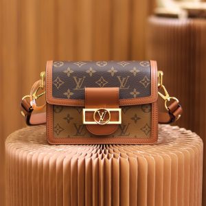LV Ladies Bags M44580