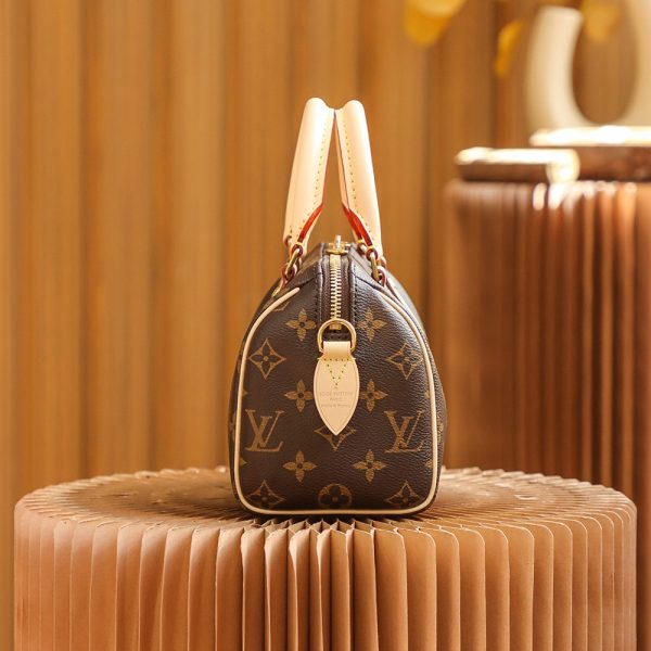 LV Ladies Bags M45948