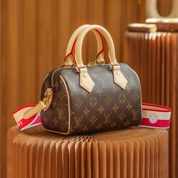 LV Ladies Bags M45948