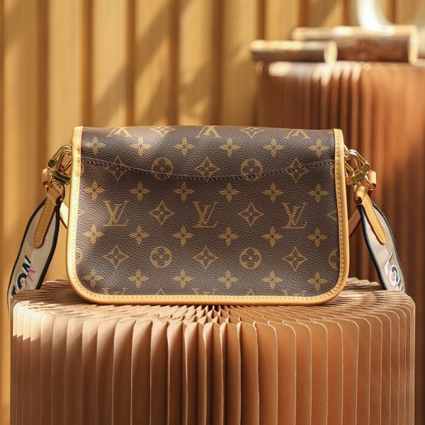 LV Ladies Bags M45985