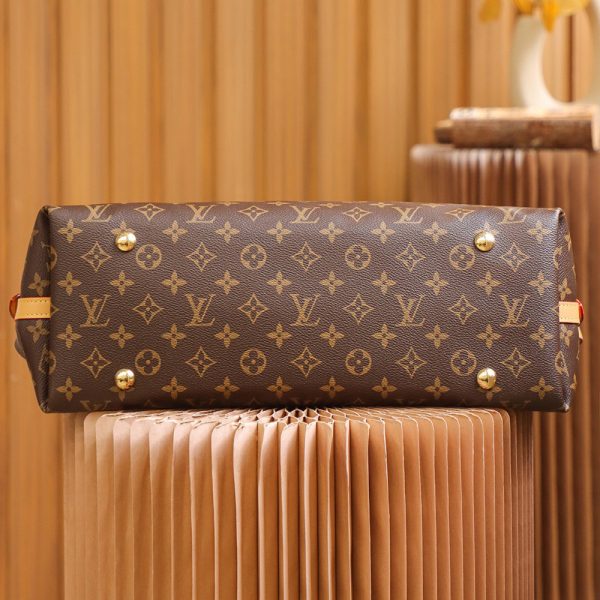 LV Ladies Bags M46197