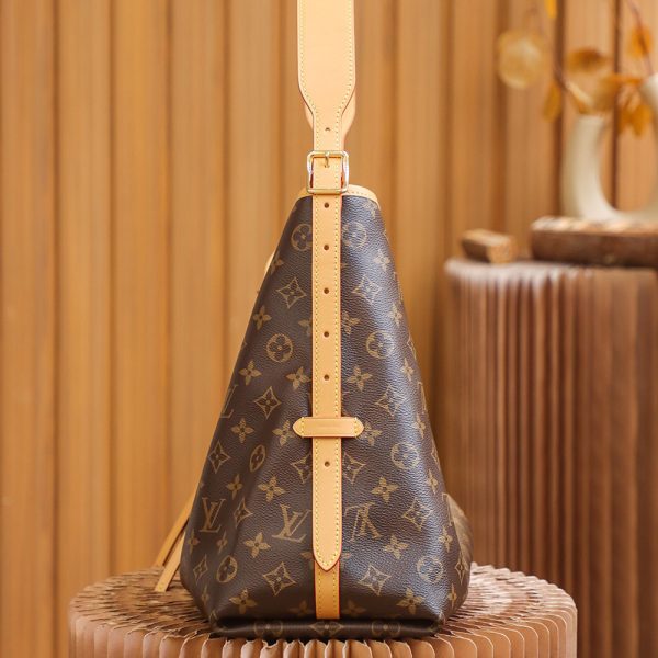 LV Ladies Bags M46197