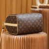 LV Ladies Bags M41113