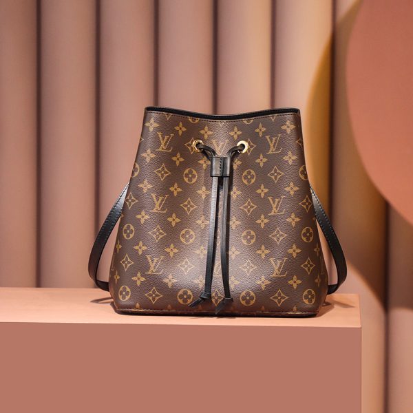 LV Ladies Bags M44020