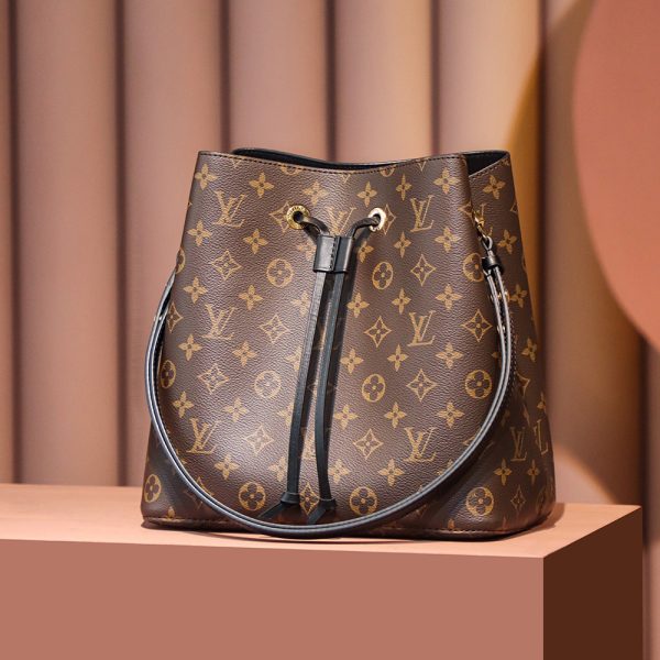 LV Ladies Bags M44020