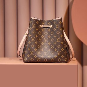 LV Ladies Bags M44022